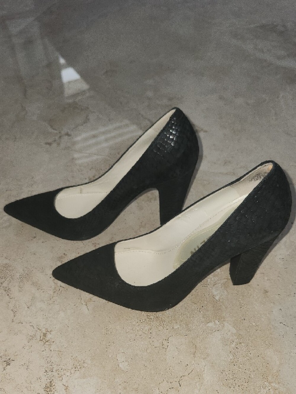 Anne Klein Black Pointed-Toe Snake-Texture Pumps - Picture 3 of 9